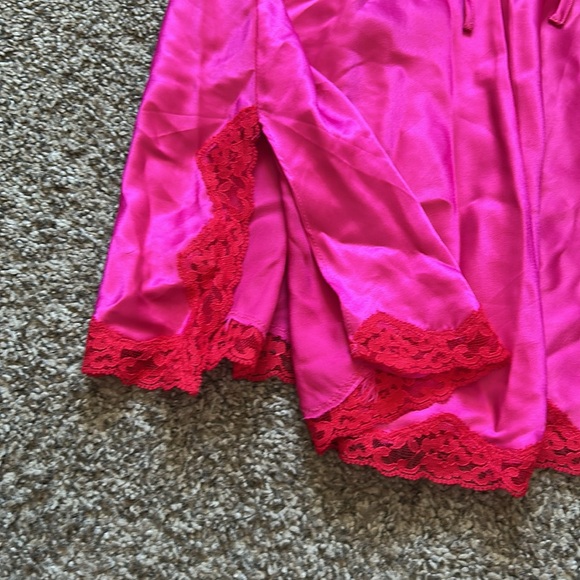 Vintage Victoria Secret Pink Slip - Picture 4 of 4